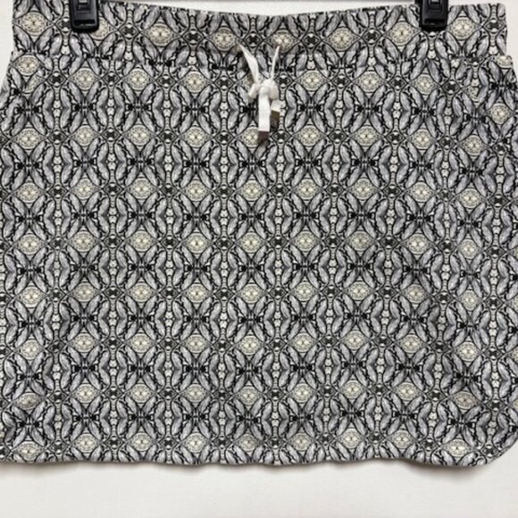 CROFT & BARROW WOMENS 100% COTTON BUTTERFLY PATTERN BLU SKORT. SZ. L - Picture 1 of 3
